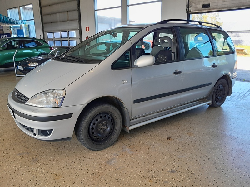 Ford Galaxy 2.3 Trend 7-p