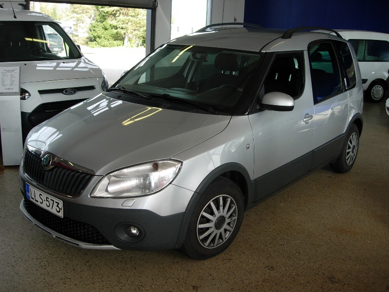 Skoda  Roomster 1.2 85hv